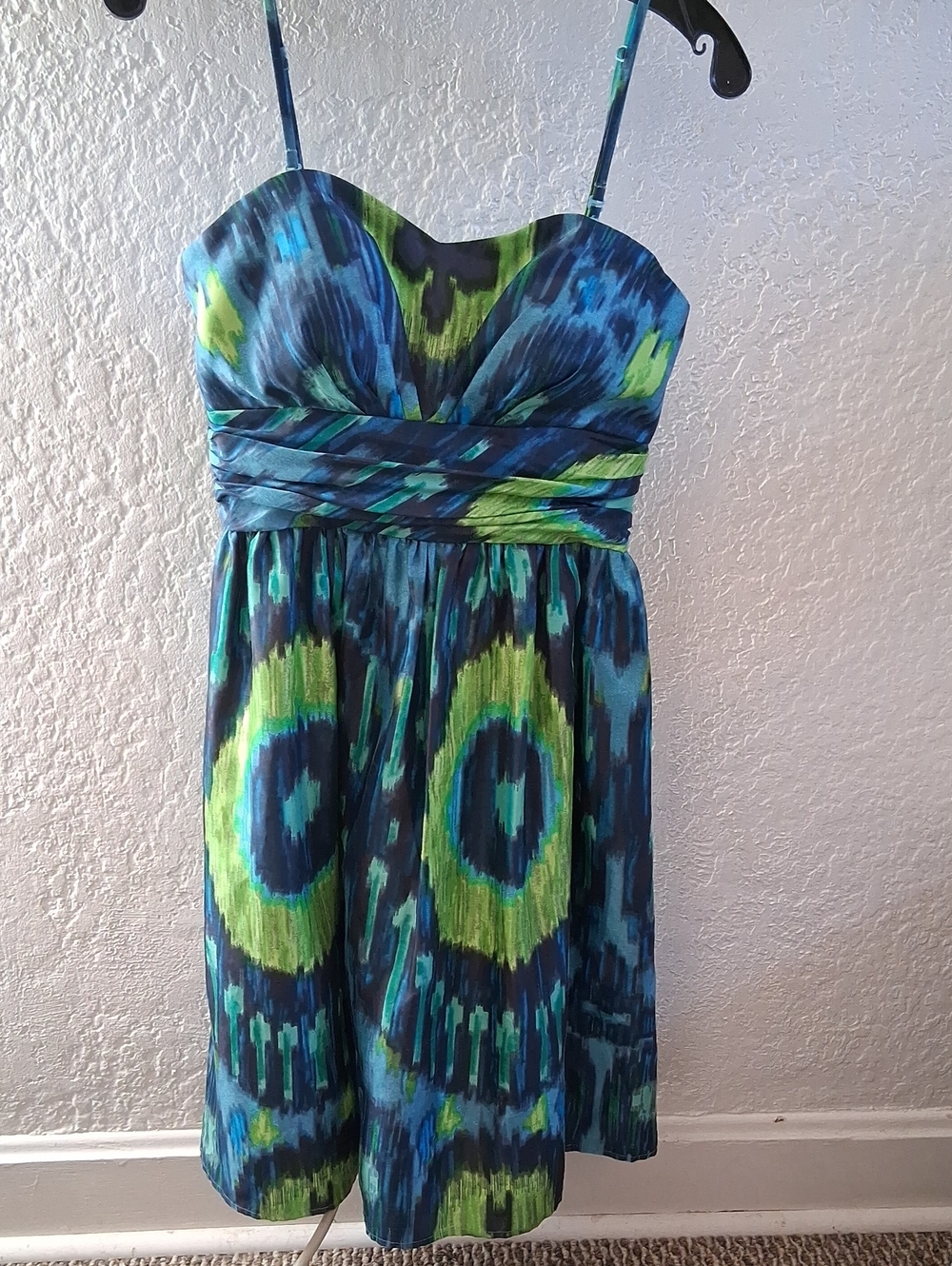 Eliza J Blue and Green Strapless Sweetheart Dress With Pockets